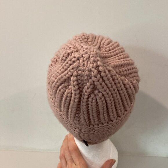 Hot Paws Pink Chunky Knit Hat - Picture 5 of 12